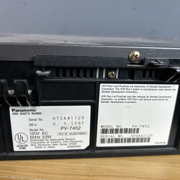 Panasonic Omnivision VHS Model PV-7452 TESTED works No remote - Picture 6 of 7